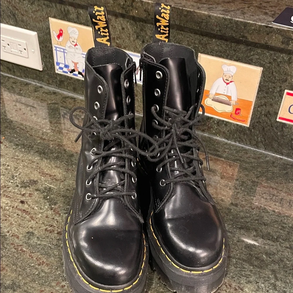 Dr. Martens Leather Women's Boots JADON Platform FITS US 9 marked EU 41 US 8 - Picture 4 of 16